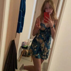 Flowery dress Urban Outfitters